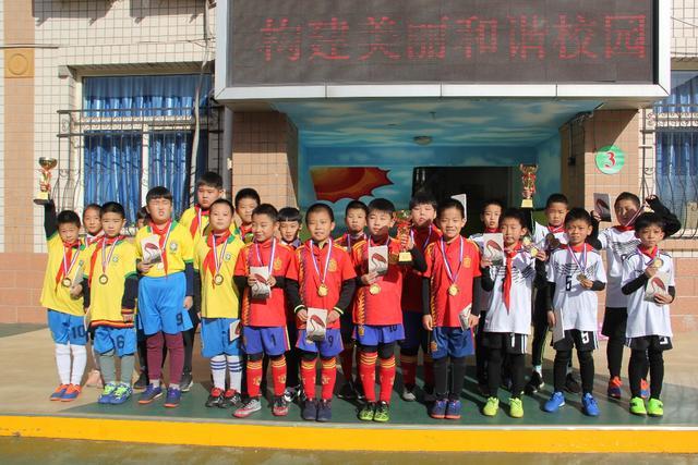 东契奇五年内四次单场奢华表现 其他球员总和仅四次